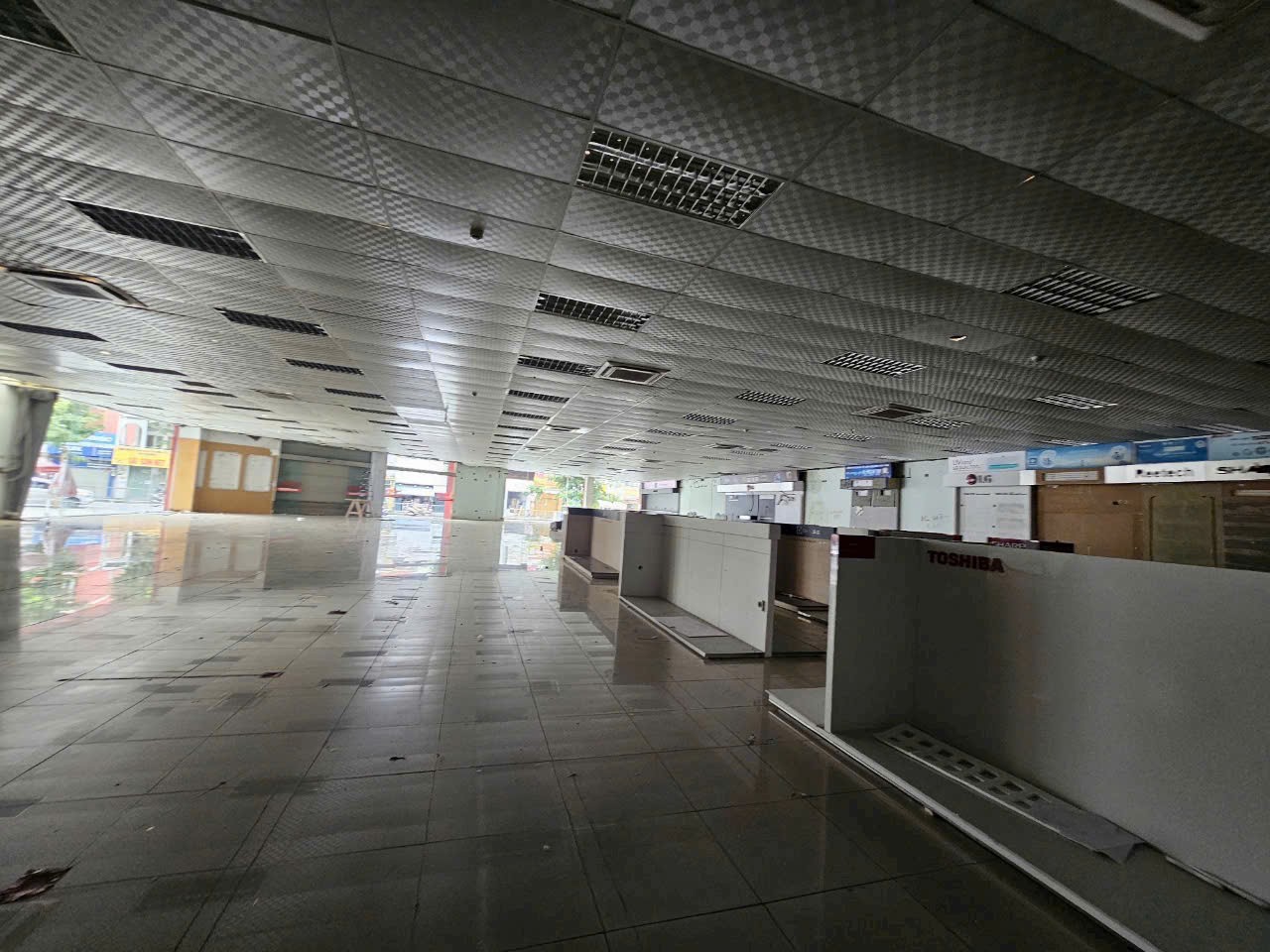 Cho thuê Cửa hàng - Kiot - Mặt bằng Gò Vấp, Hồ Chí Minh, Diện tích 2400m², Giá Thương lượng 3