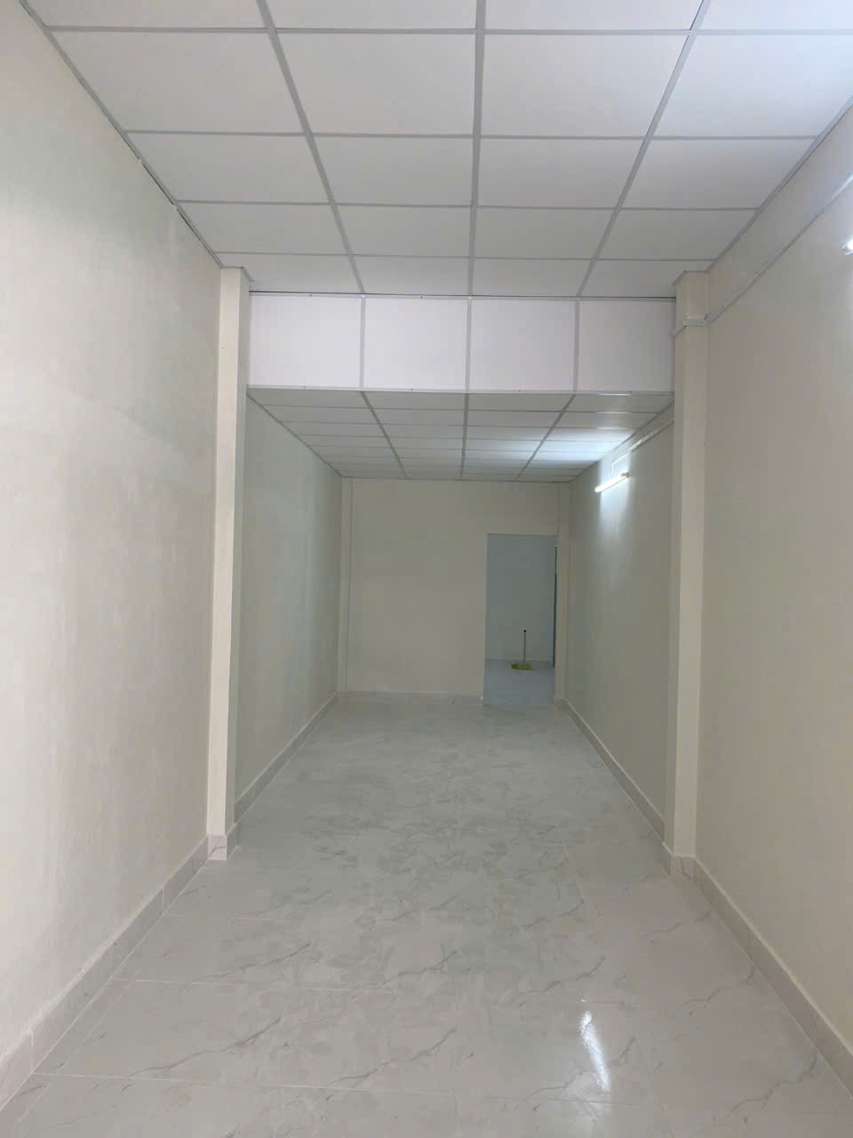 Nhà mặt tiền đường Hugo tổng dt 520m2 ( có 254m2 thổ) xã Trung An giá 8,4 tỷ 2