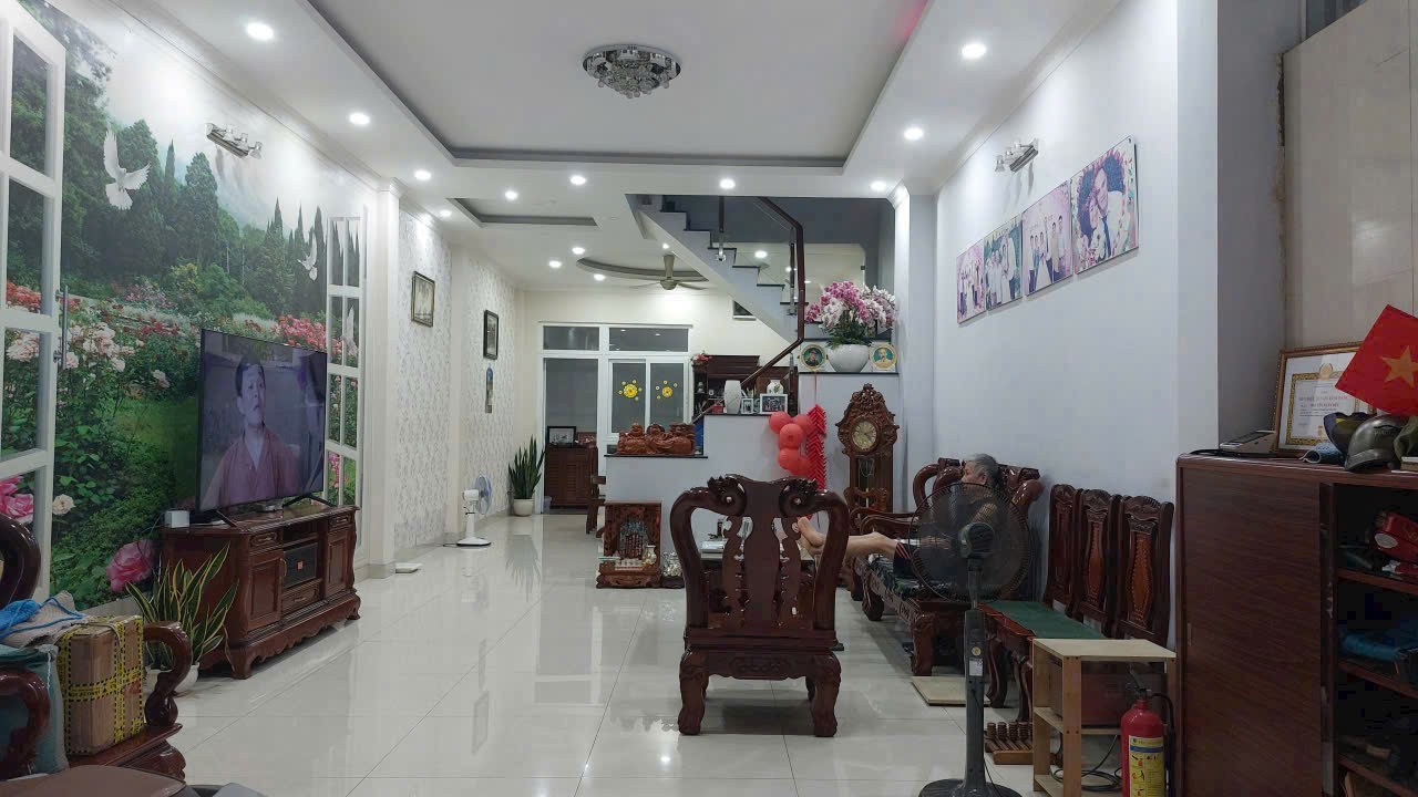 Cho thuê Nhà mặt tiền Phường Phước Long B, Quận 9, Diện tích 90m², Giá 015 Triệu/tháng