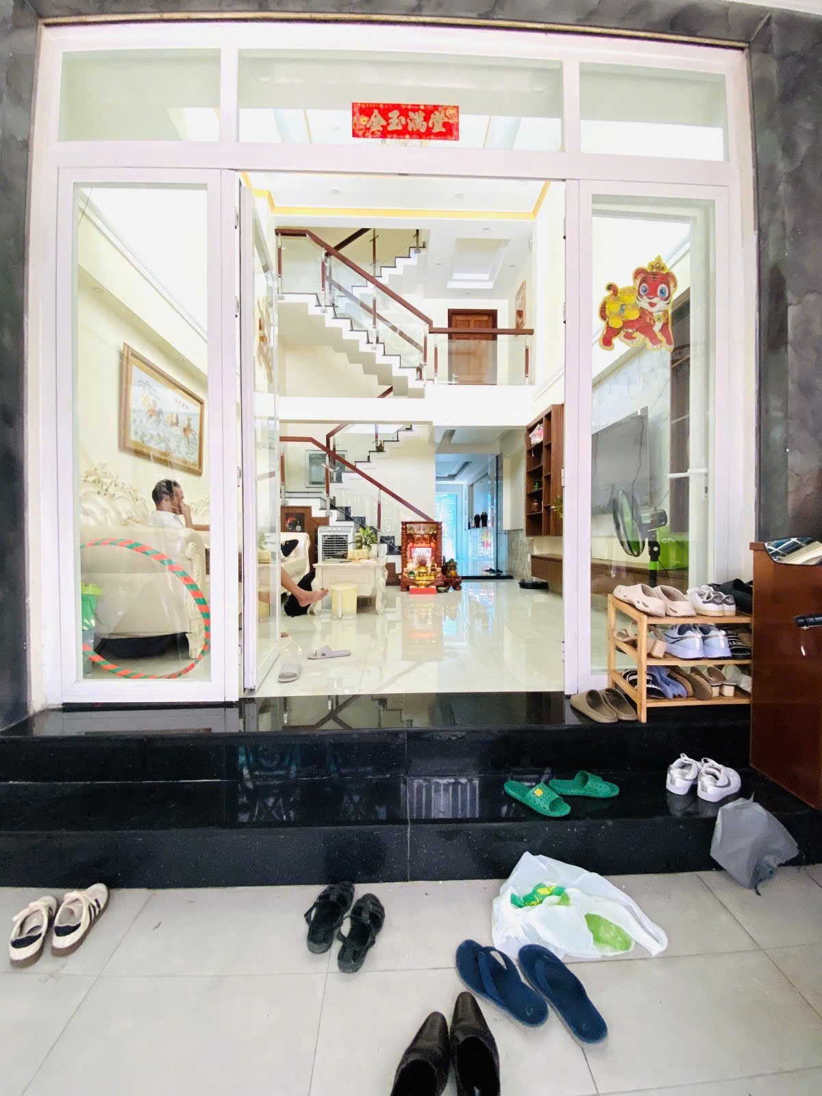 Bán Nhà Mặt Tiền Hẻm Đường Phạm Hữu Lầu, Giáp Phú Mỹ Hưng 4.6 x16 CHỉ 7 Tỷ 9 4