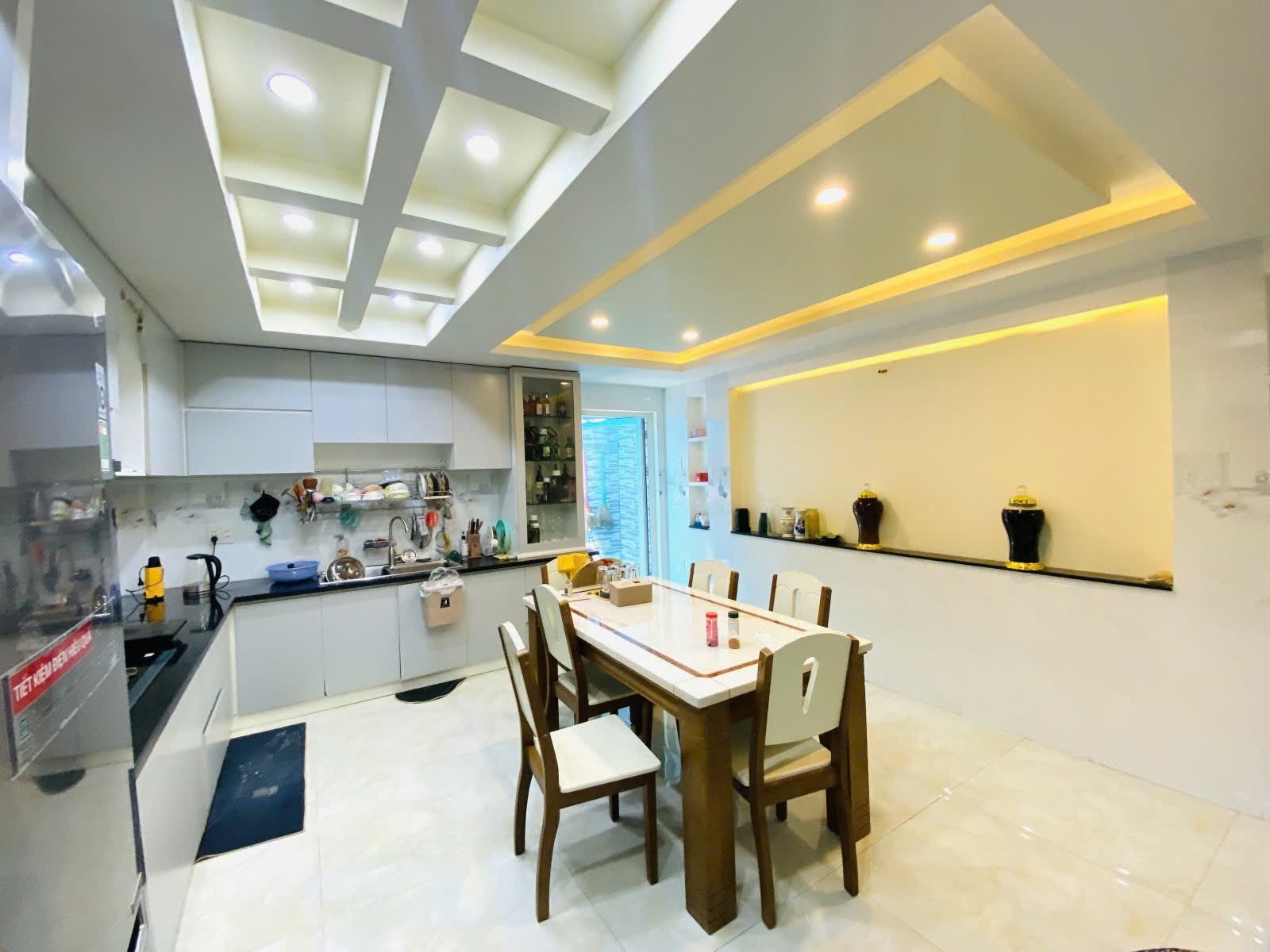 Bán Nhà Mặt Tiền Hẻm Đường Phạm Hữu Lầu, Giáp Phú Mỹ Hưng 4.6 x16 CHỉ 7 Tỷ 9 3