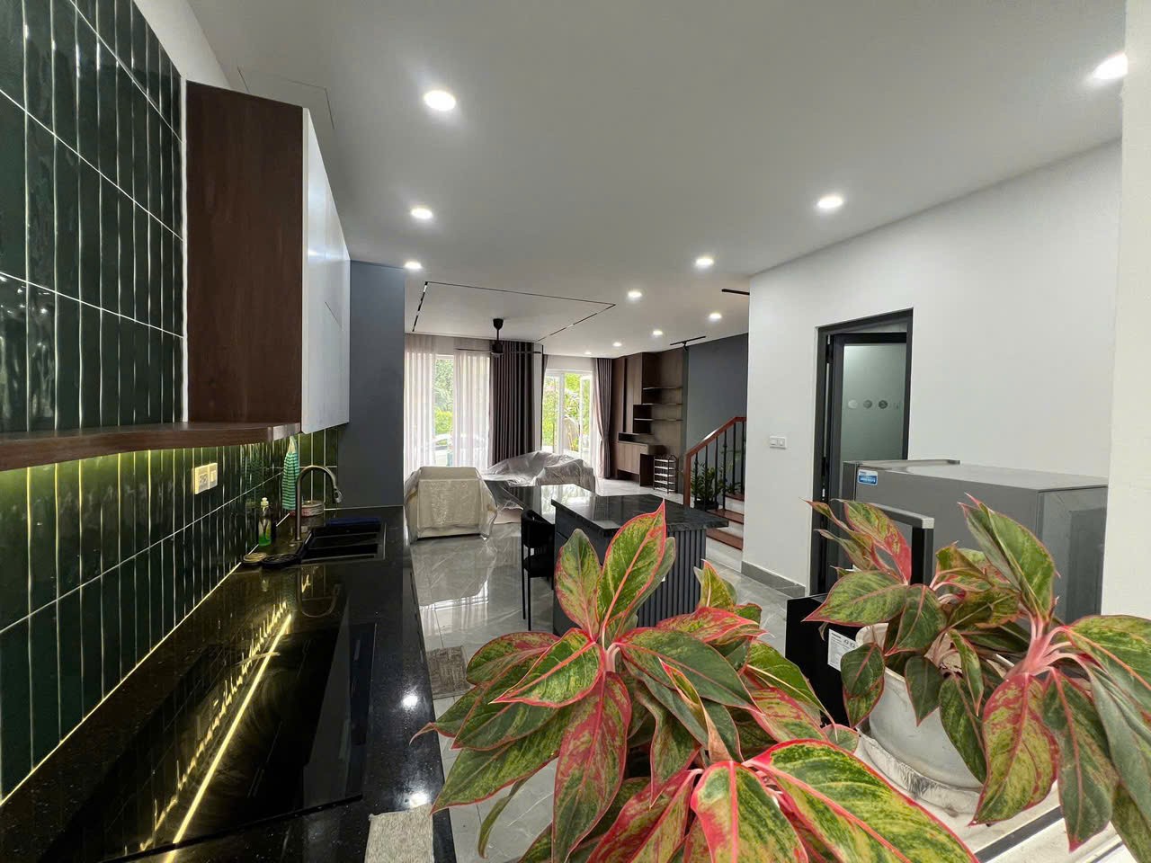 Cho thuê Nhà mặt tiền Phường Phú Hữu, Quận 9, Diện tích 80m², Giá 16 Triệu/tháng 7