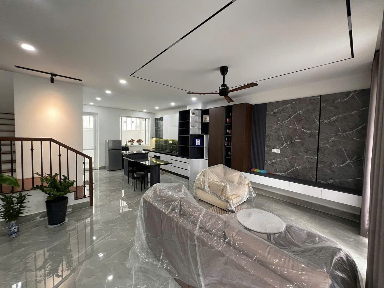 Cho thuê Nhà mặt tiền Phường Phú Hữu, Quận 9, Diện tích 80m², Giá 16 Triệu/tháng 2