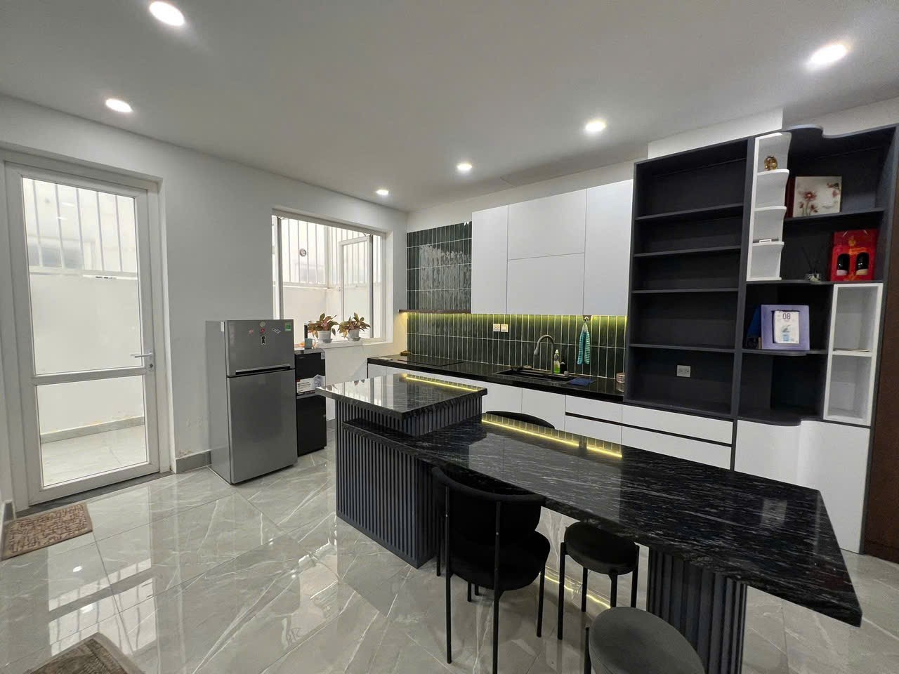 Cho thuê Nhà mặt tiền Phường Phú Hữu, Quận 9, Diện tích 80m², Giá 16 Triệu/tháng 6