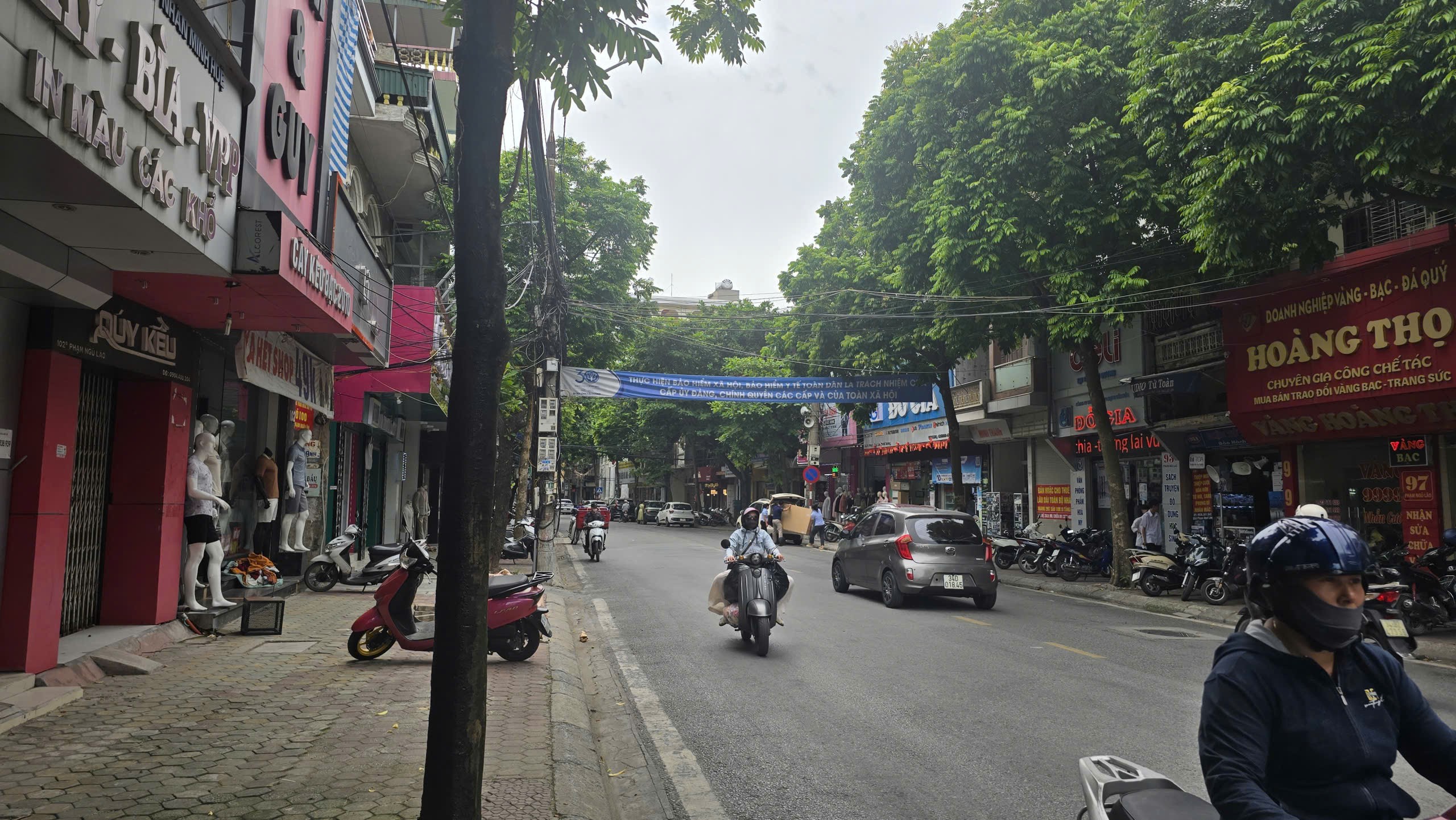 Bán nhà 99 Phạm Ngũ Lão, phường Lê Thanh Nghị, Hải Dương (nay là Hải Phòng). 135m2, MT 4.65m, 2 4