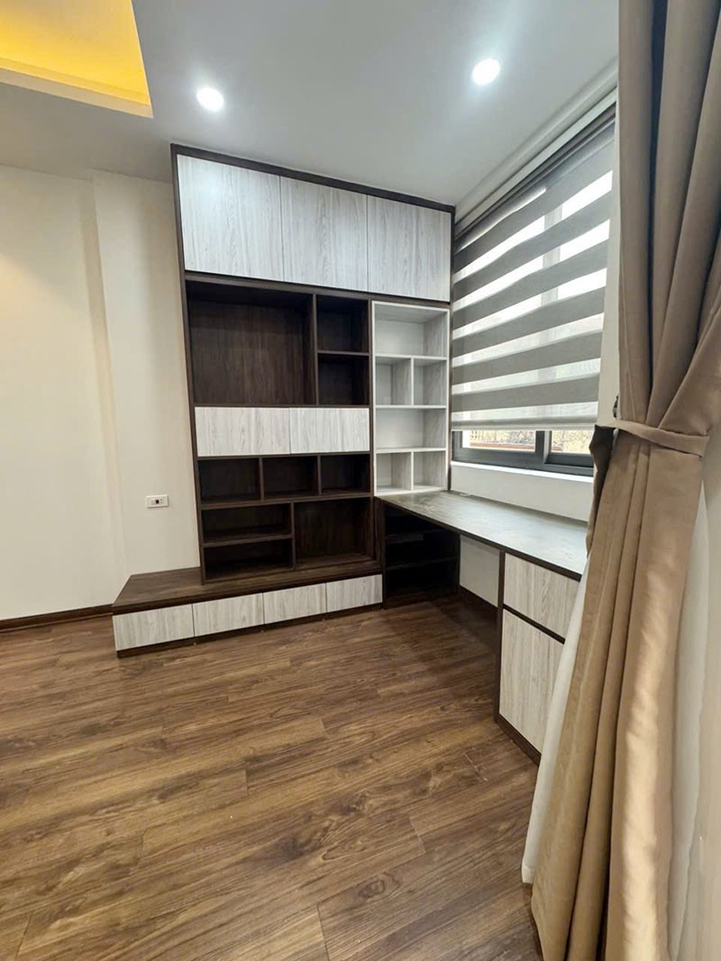 Dân xây nhà đẹp 4 tầng 58,8m2 Khu 918 Long Biên - Gara Ô Tô, 4 Ngủ, Sổ Đỏ CC, Khu Dân Cư An Ninh 4