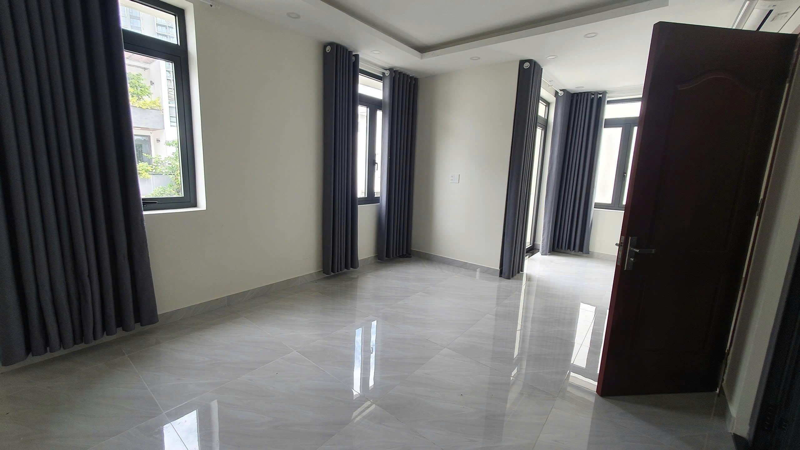 Cho thuê Biệt thự Phường Bình Trưng Tây, Quận 2, Diện tích 500m², Giá 75 Triệu/tháng 3