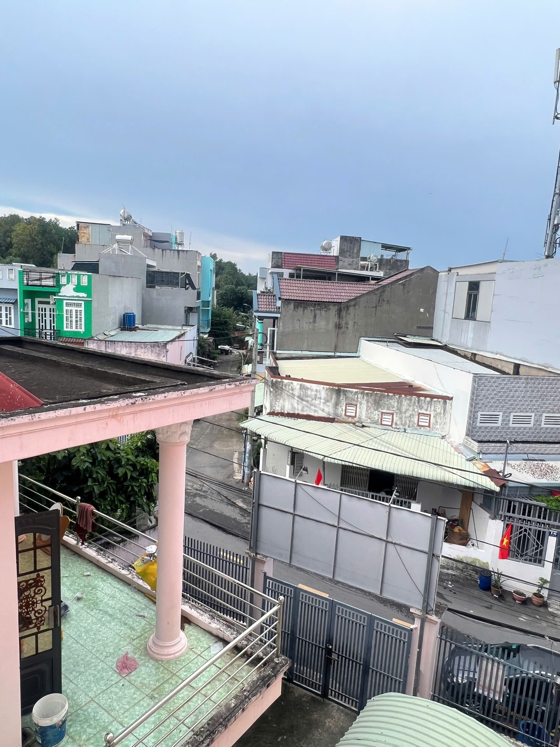 Cho thuê Nhà mặt tiền Phường Long Thạnh Mỹ, Quận 9, Diện tích 77m², Giá 011 Triệu/tháng 8