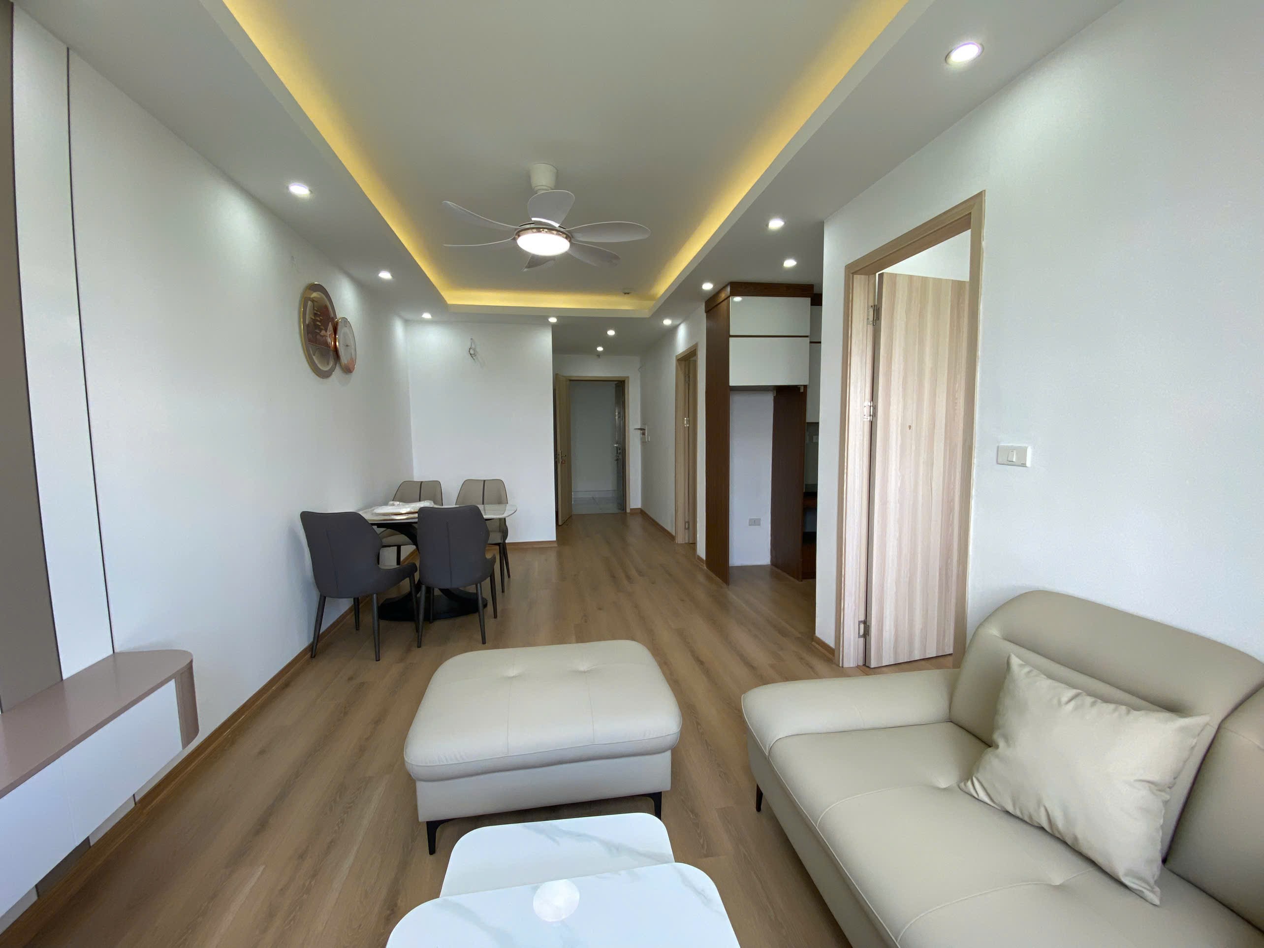Bán căn hộ full đồ view hồ – chung cư Thanh Hà, khu 5 tòa mới B2.1 3