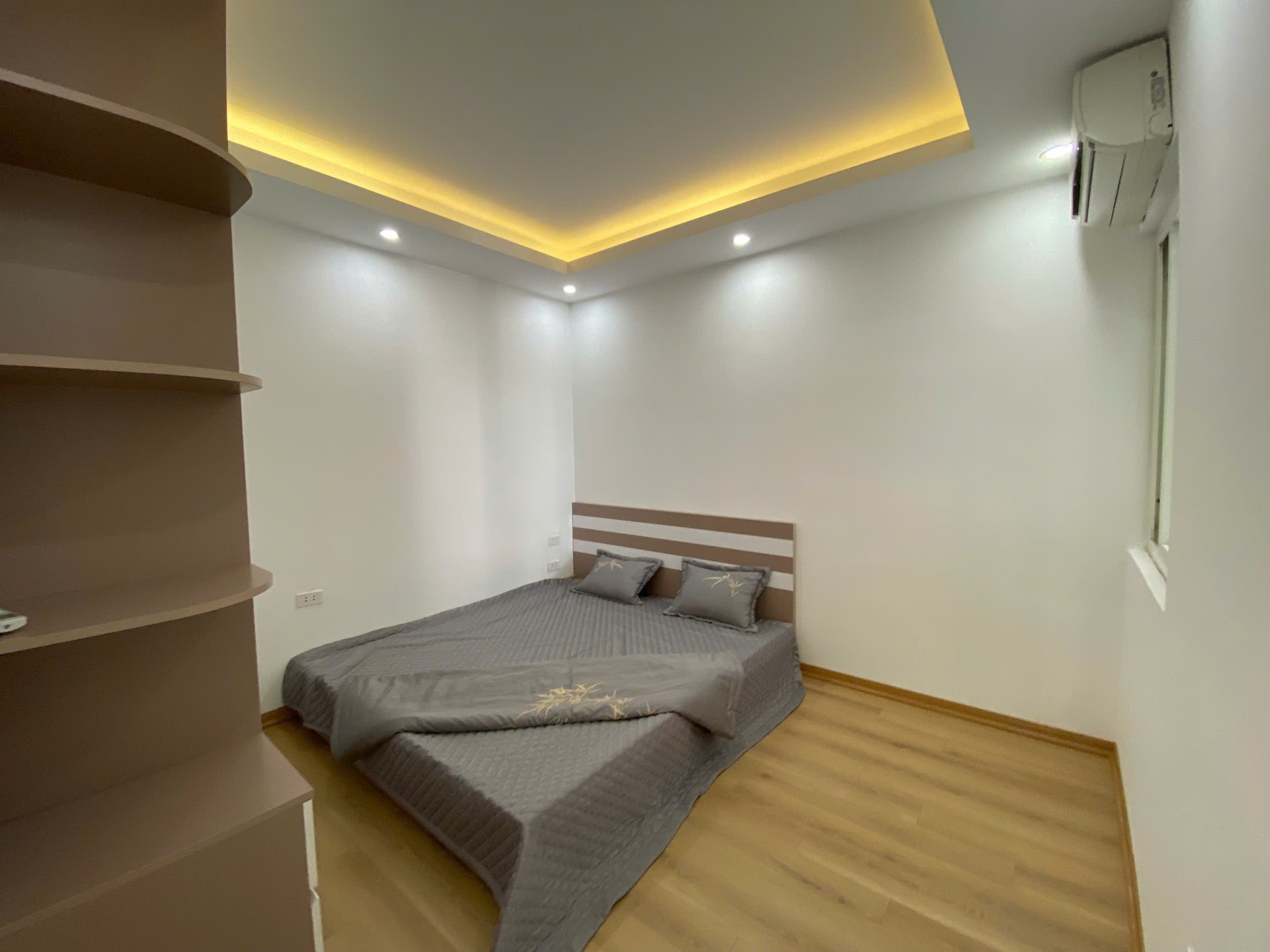 Bán căn hộ full đồ view hồ – chung cư Thanh Hà, khu 5 tòa mới B2.1 6