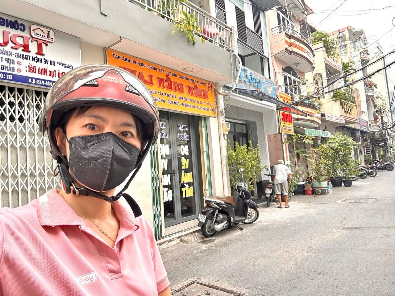 BÁN NHÀ MẶT TIỀN ĐƯỜNG ĐOÀN NHƯ HÀI-  2 XE HƠI TRÁNH NHAU- THÔNG RA NGUYỄN TƯỜNG TỘ- HOÀNG DIỆU-