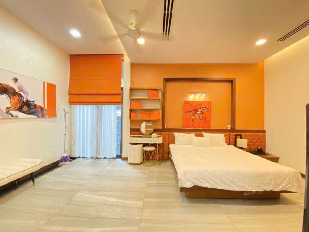Cho thuê Biệt thự Phường Bình Trưng Tây, Quận 2, Diện tích 500m², Giá 300 Triệu/tháng