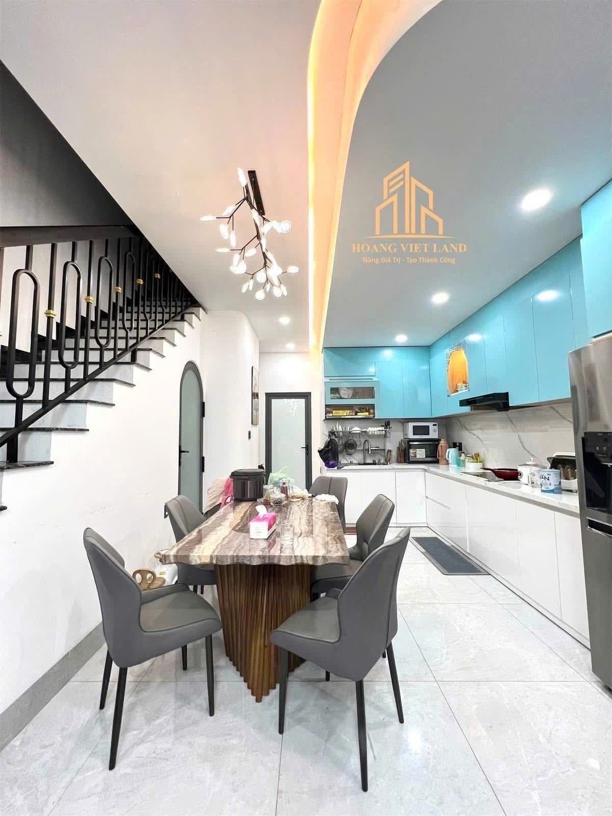 Cần bán  nhà 1 trệt 2 l hẻm đường Trần Nhật Duật, Diện tích 122m², Giá Thương lượng 2