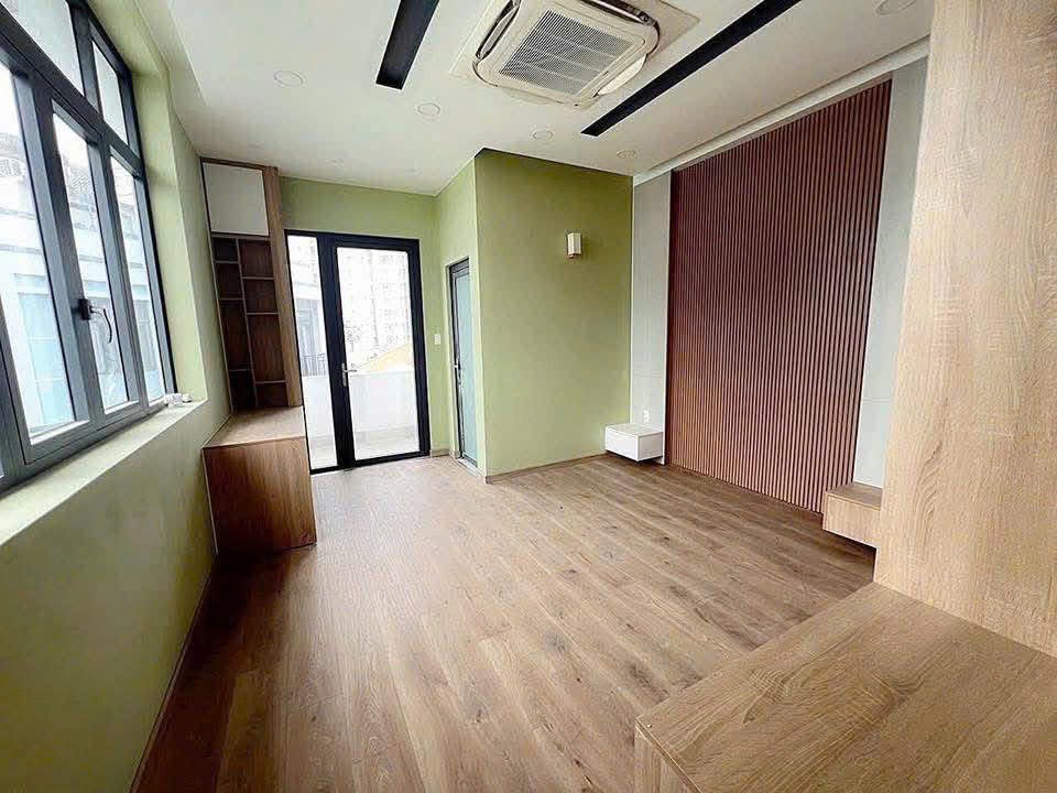 Cho thuê Nhà mặt tiền Phường Trường Thọ, Thủ Đức, Diện tích 120m², Giá 025 Triệu/tháng