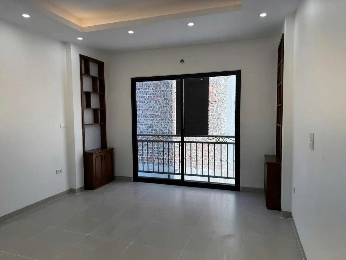 Bán Nhà 47m2 x 3 tầng, MT 4.5m Giá 7.5 tỷ Quyết Thắng - Hà Đông - Gần trường ĐẠI HỌC 4