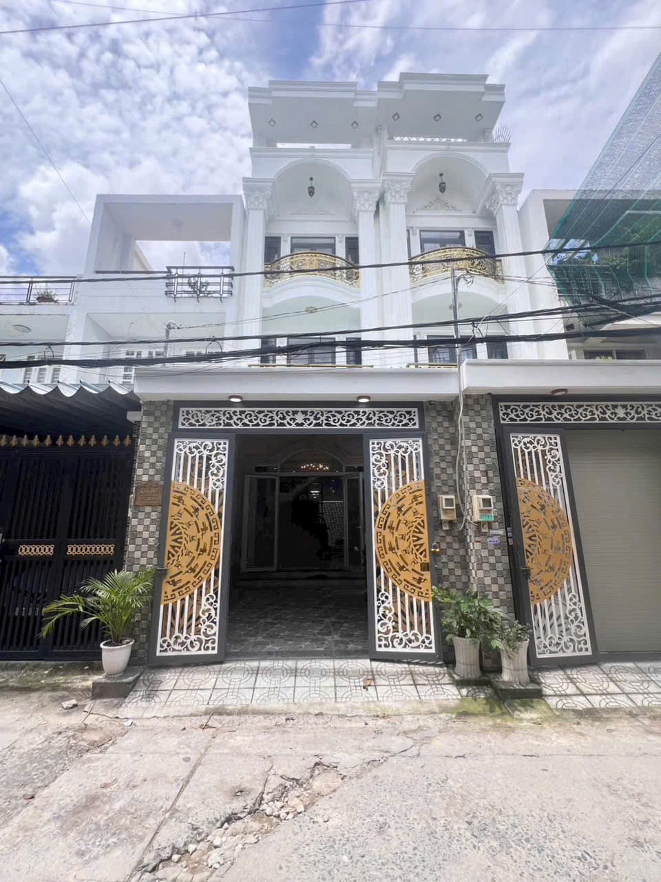 Nhà hẻm Liên Khu 4-5, Bình Hưng Hòa B dt 80m2 3 lầu 4pn 5wc giá 6,8 tỷ 7