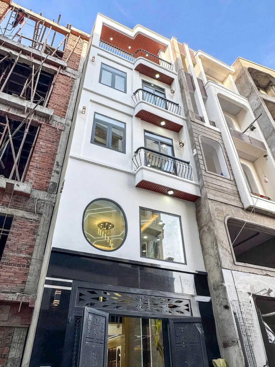 Nhà hẻm Mã Lò, Bình Trị Đông A dt 50m2 3 lầu 4pn 5wc giá 7,2 tỷ