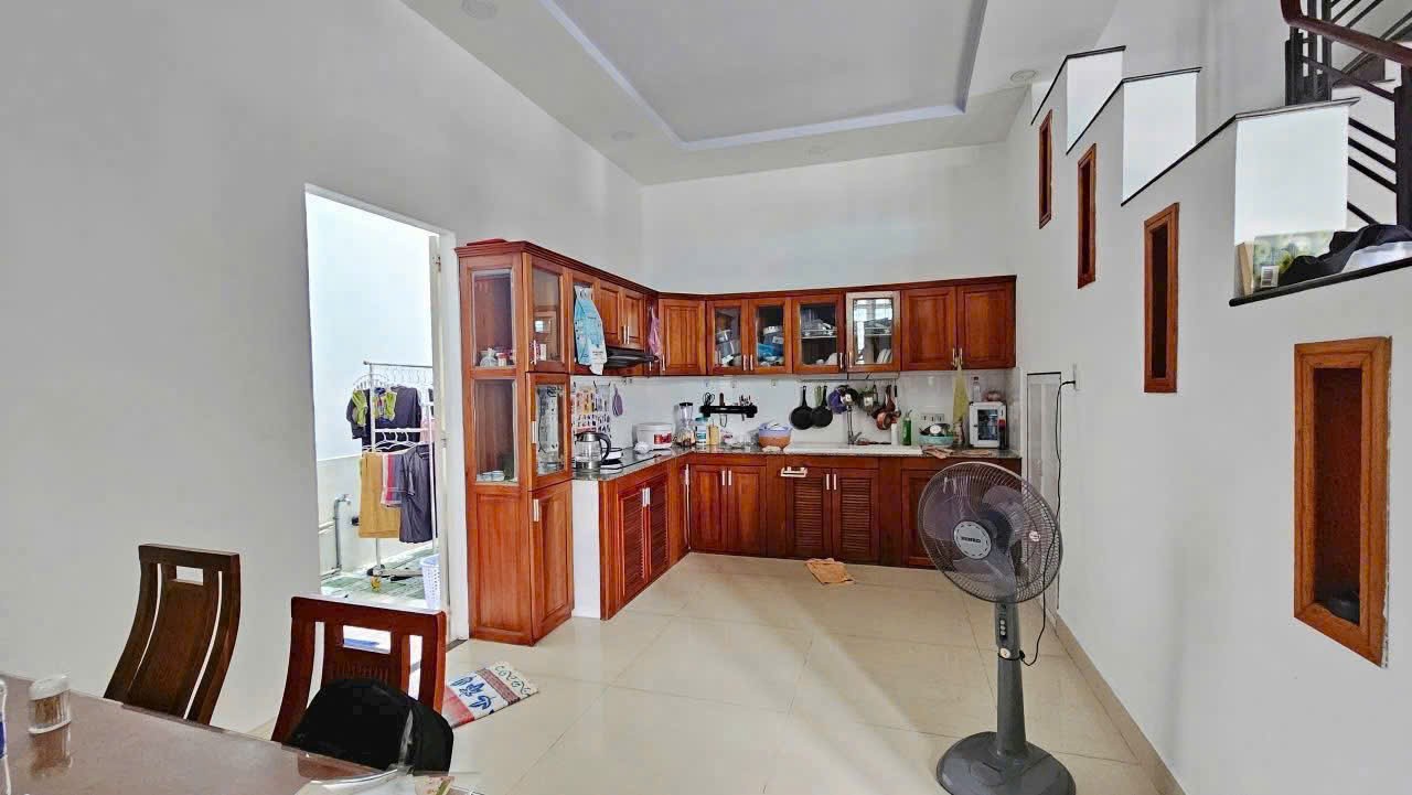 Cần bán Nhà mặt tiền Phường Tăng Nhơn Phú A, Quận 9, Diện tích 94m², Giá 8.5 Tỷ 5