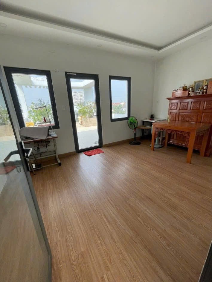 Cho thuê Nhà mặt tiền Phường Phước Long B, Quận 9, Diện tích 112m², Giá 18 Triệu/tháng 4