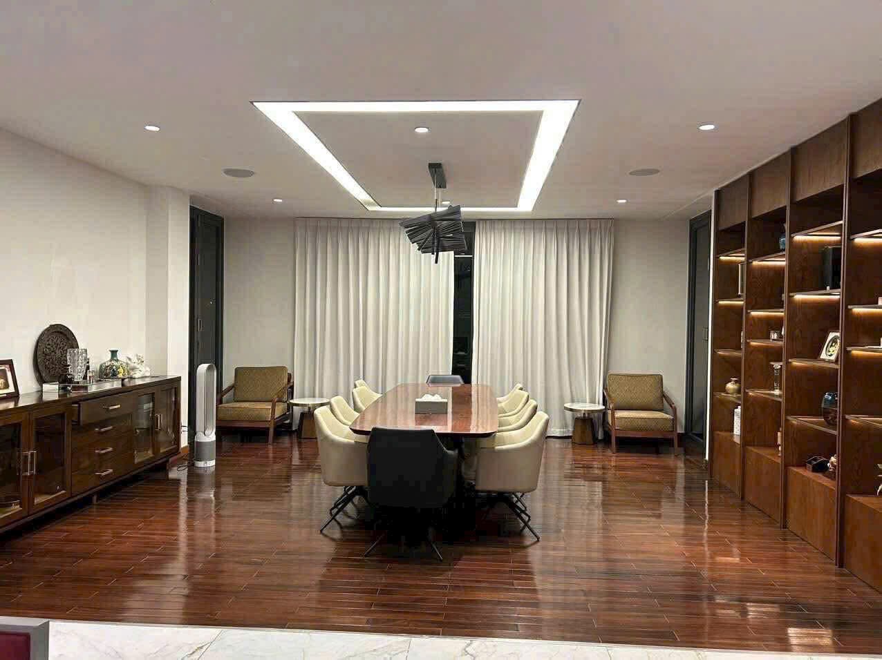 Cần bán Biệt thự Phường Thảo Điền, Quận 2, Diện tích 350m², Giá 98 Tỷ