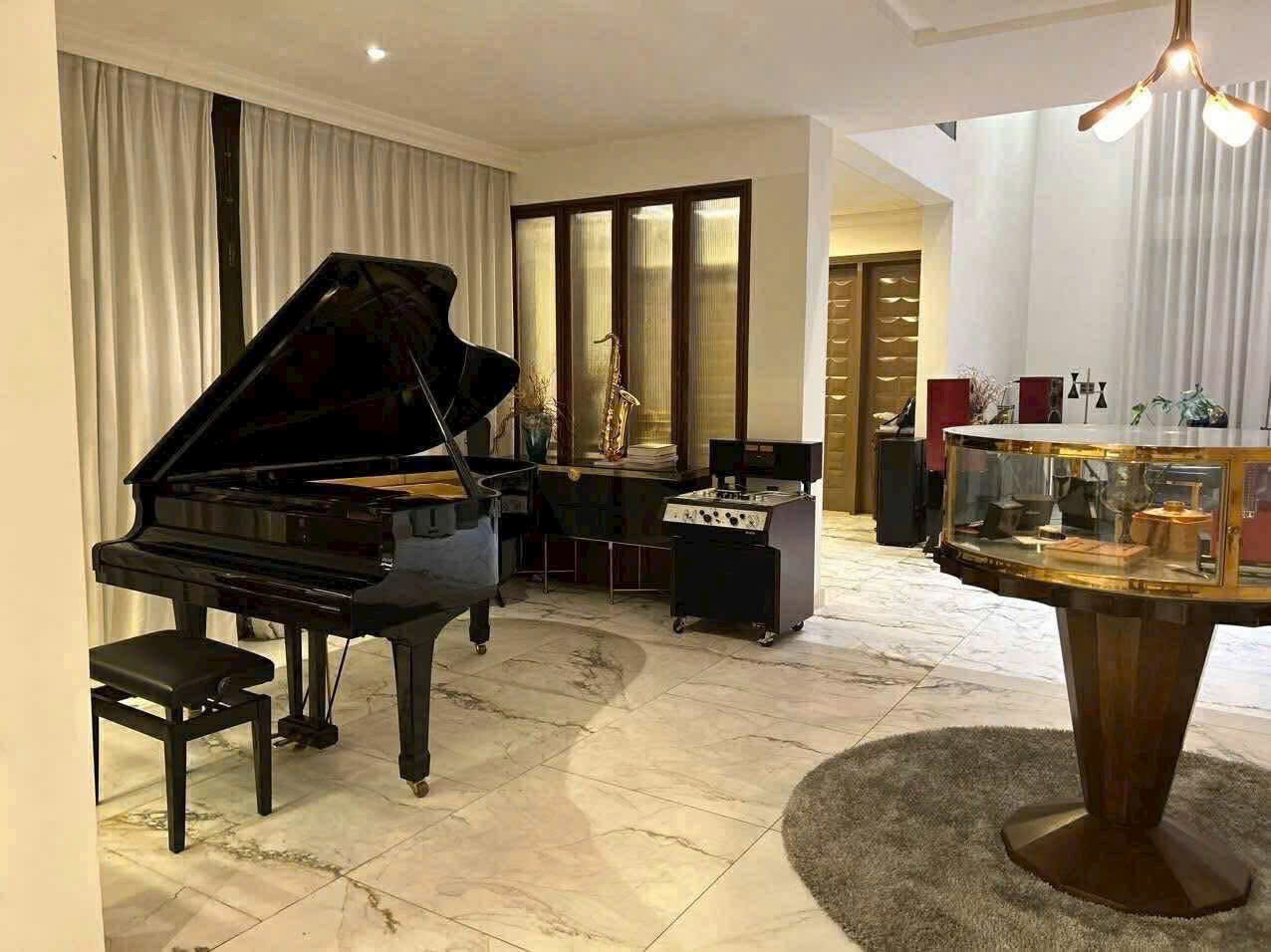 Cần bán Biệt thự Phường Thảo Điền, Quận 2, Diện tích 350m², Giá 98 Tỷ 2