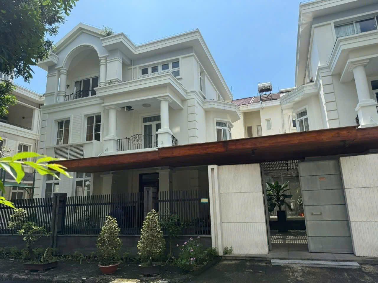 Cần bán Biệt thự Phường Phú Mỹ, Quận 7, Diện tích 496m², Giá 150 Tỷ 2