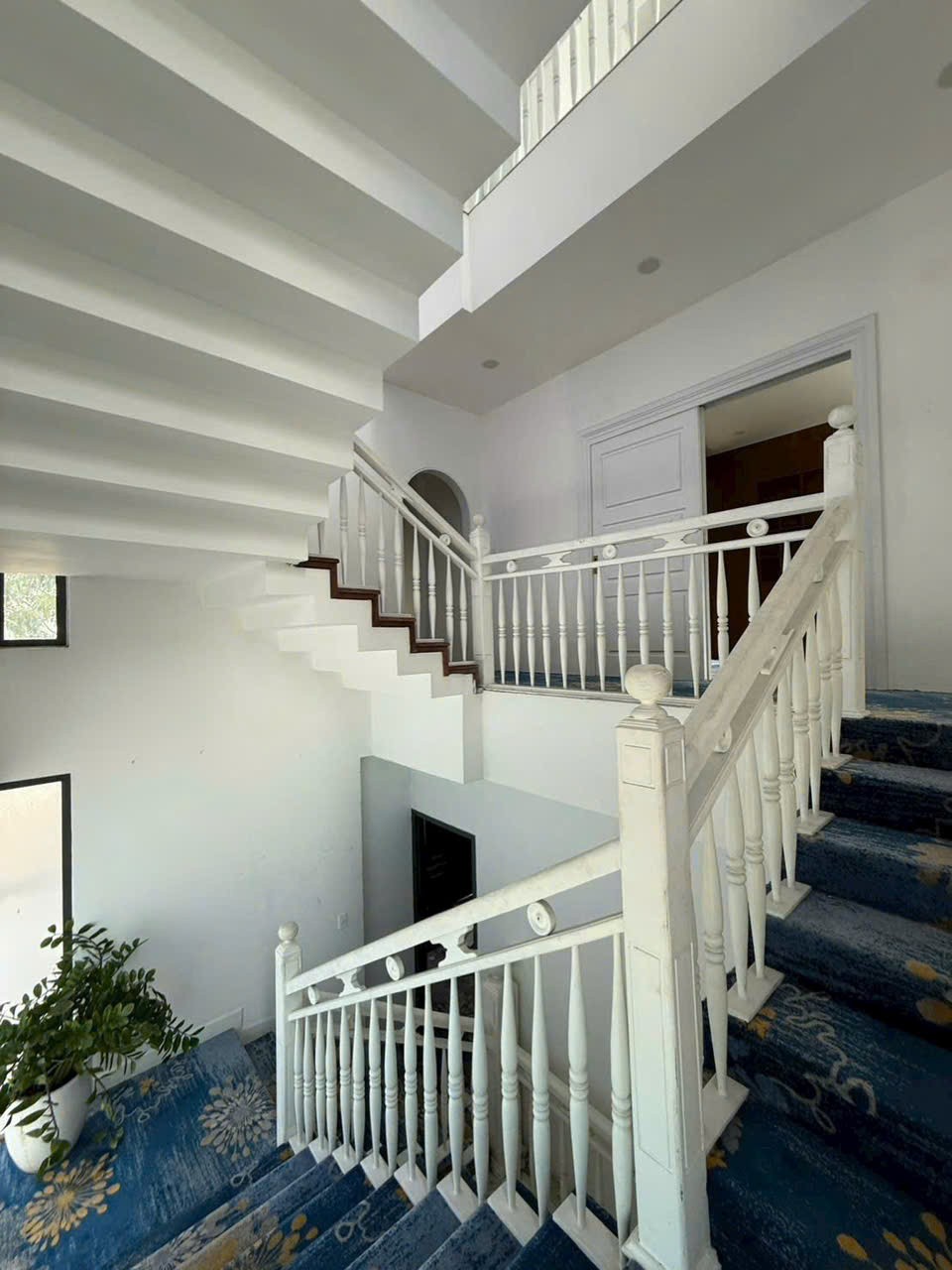 Cho thuê Văn phòng Quận 2, Hồ Chí Minh, Diện tích 420m², Giá Thương lượng 6
