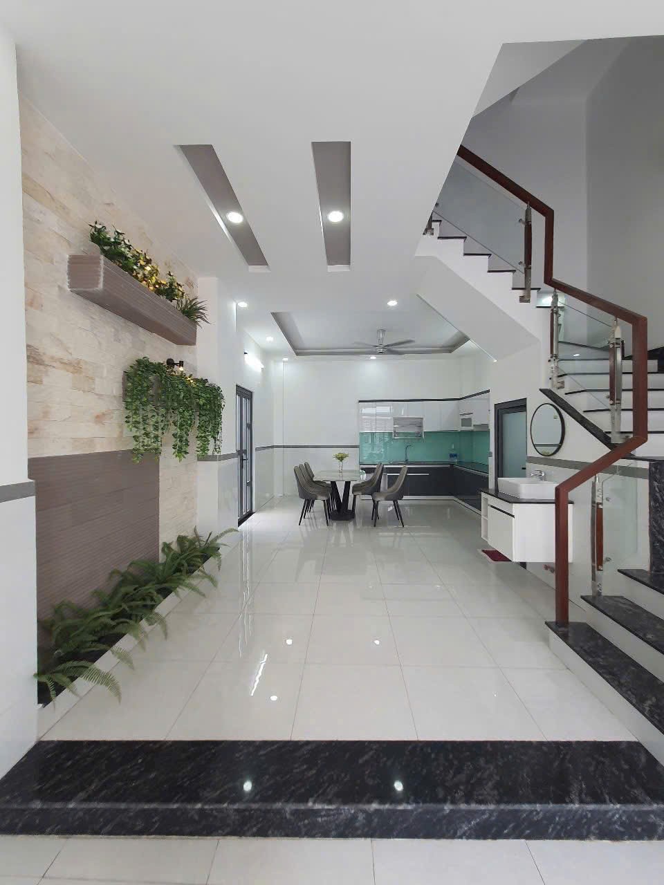 Cần bán Biệt thự Phường Trường Thọ, Thủ Đức, Diện tích 89m², Giá 13.5 Tỷ 5