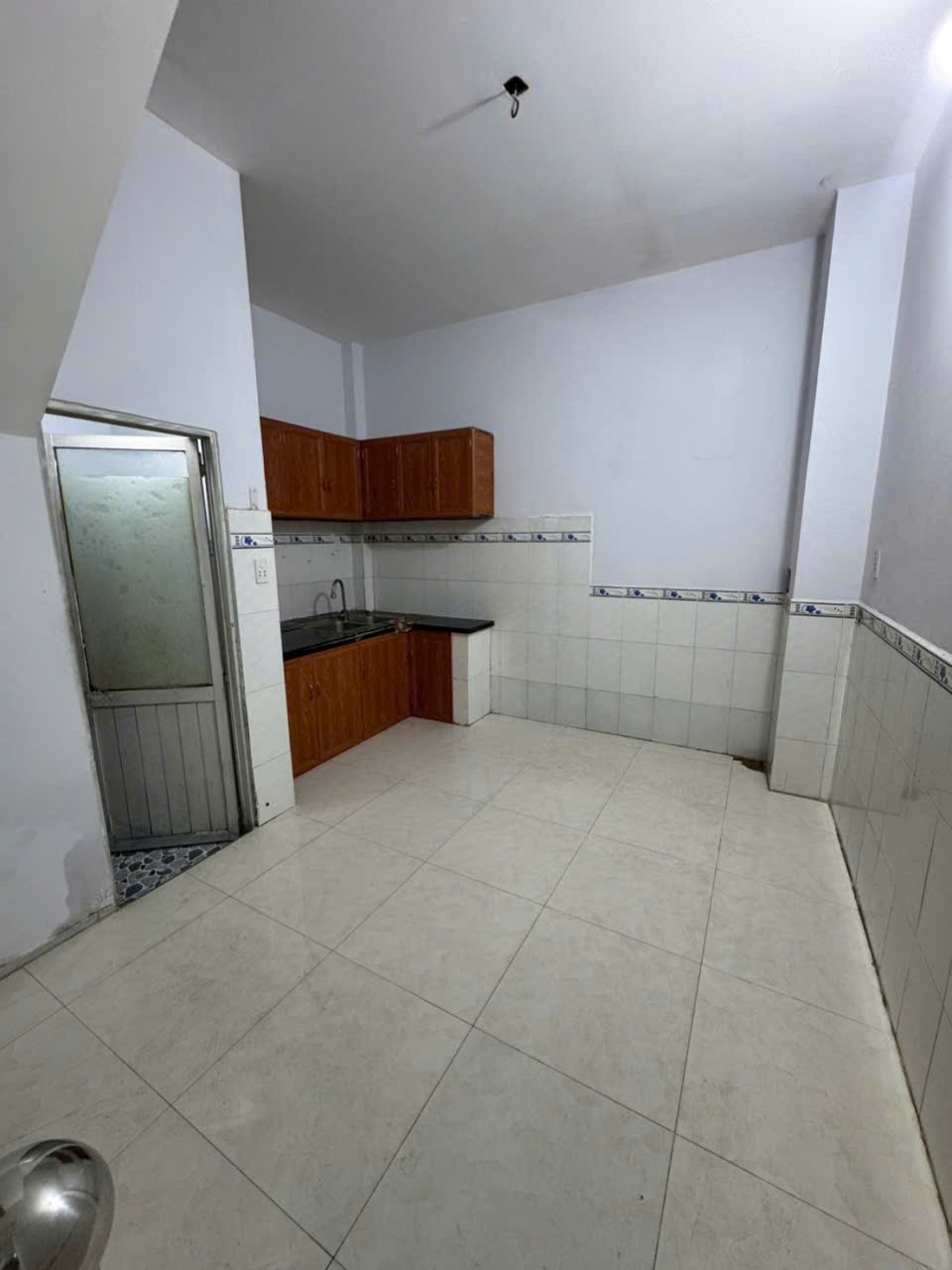 Nhà hẻm Liên Khu 5-6, Bình Hưng Hòa B dt 36m2 3 lầu 4pn 3wc giá 3,5 tỷ 5