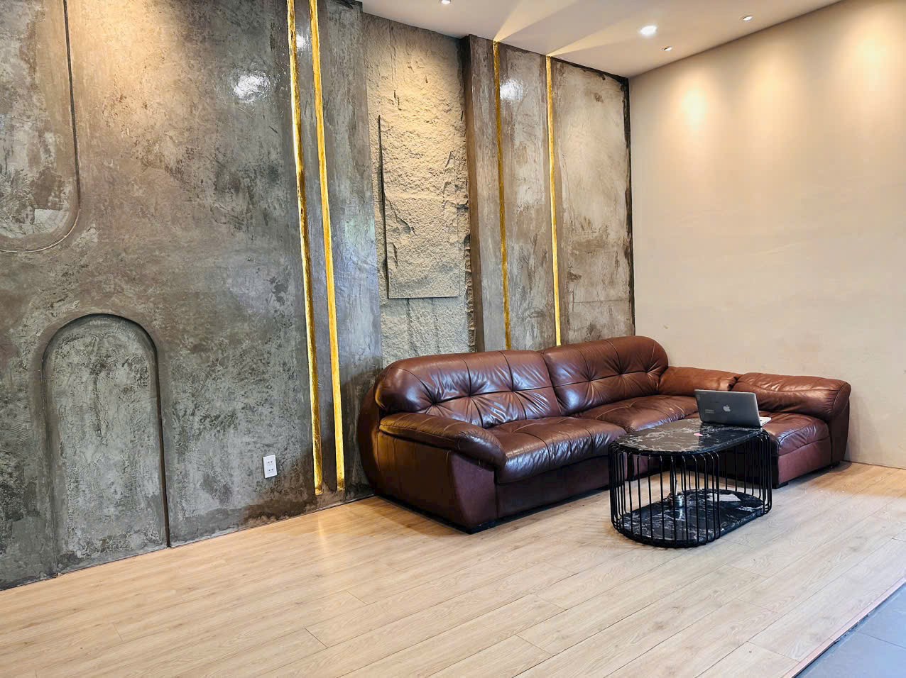 Cần bán Nhà mặt tiền Phường Phú Hữu, Quận 9, Diện tích 144m², Giá 19 Tỷ