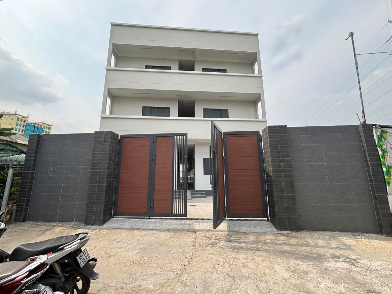 Cần bán Nhà mặt tiền Phường Hiệp Phú, Quận 9, Diện tích 400m², Giá 26 Tỷ