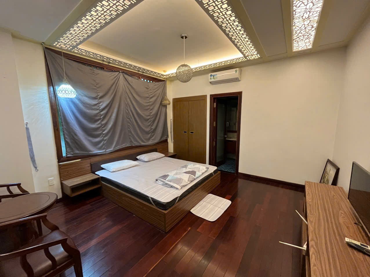 Cho thuê Biệt thự Phường Tân Phong, Quận 7, Diện tích 228m², Giá Thương lượng 8