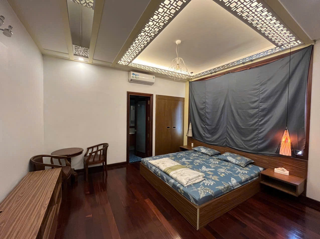 Cho thuê Biệt thự Phường Tân Phong, Quận 7, Diện tích 228m², Giá Thương lượng 13