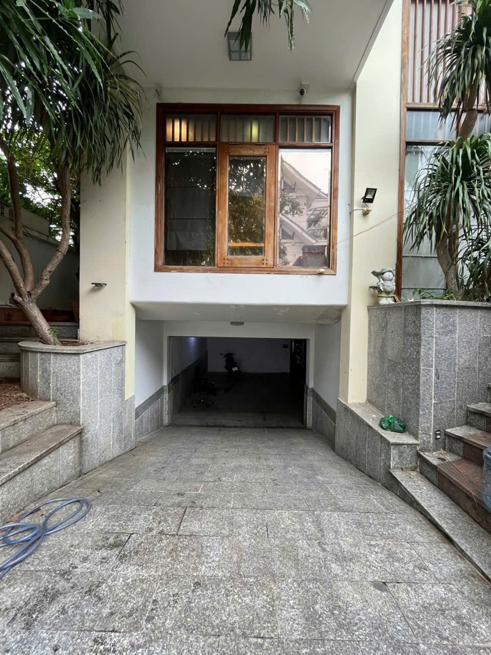 Cho thuê Biệt thự Phường Tân Phong, Quận 7, Diện tích 228m², Giá Thương lượng 7