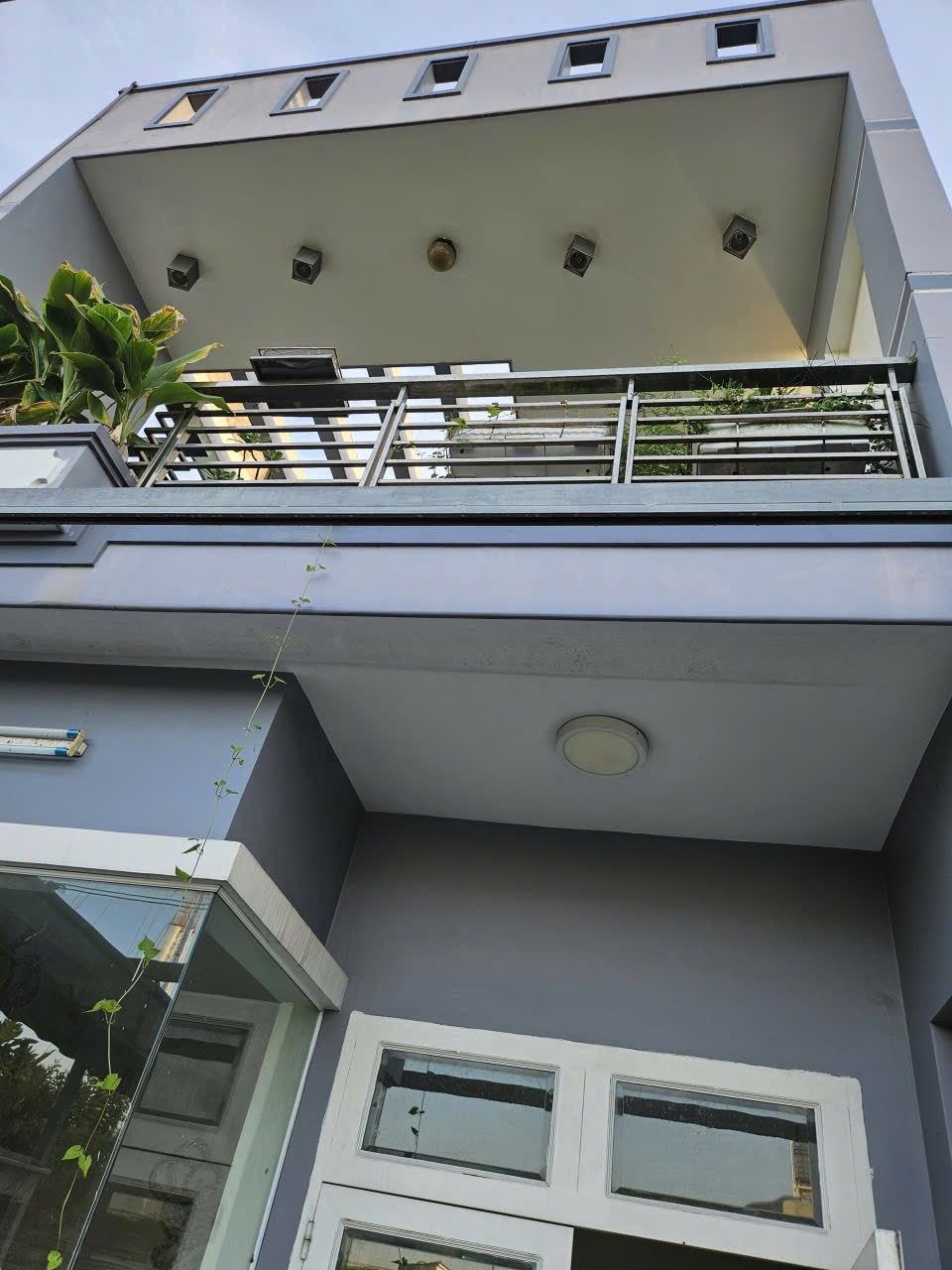 Cần bán Nhà mặt tiền đường Gò Cát, Phường Phú Hữu, Diện tích 80m², Giá Thương lượng 3