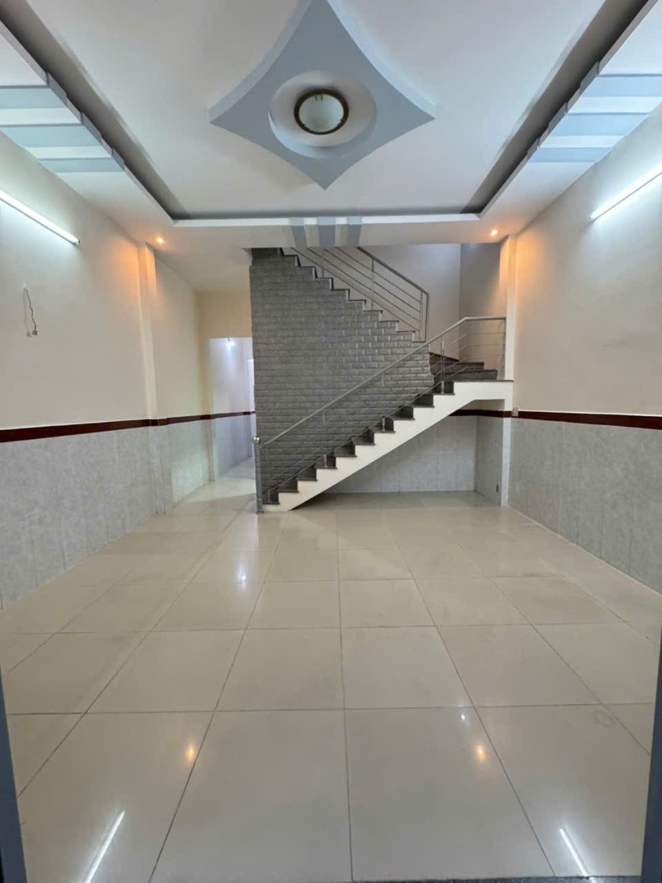 Nhà hiếm ngang 5m hẻm Liên Khu 5-6, Bình Hưng Hòa B dt 70m2 1 lầu 3pn 2wc giá 4,7 tỷ 6