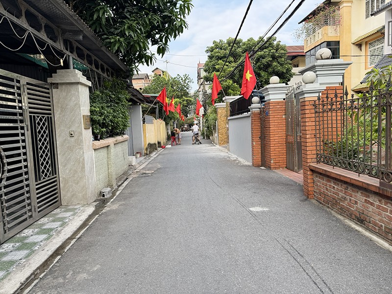 NHÀ C4 Giữ Tiền, Cổ Bi 38,4m2 Lô Thoáng - Kề Phố Chính, Chi Cục Thuế. Đang Cho Thuê Ổn Định, Sổ Đỏ 4