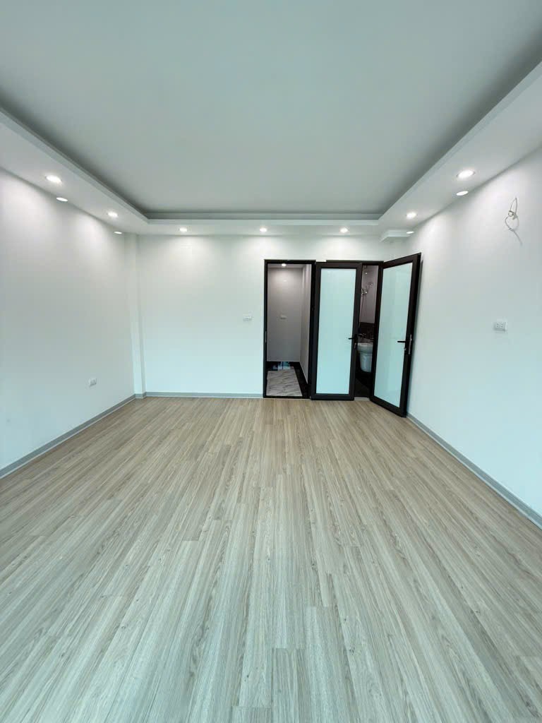 CC BÁN NHÀ GIẢI PHÓNG-30M2-5T- 7.18TỶ(TL mạnh) - SAU 2 NHÀ RA ĐƯỜNG OTO TRÁNH- NGÕ RỘNG 3 GÁC 3
