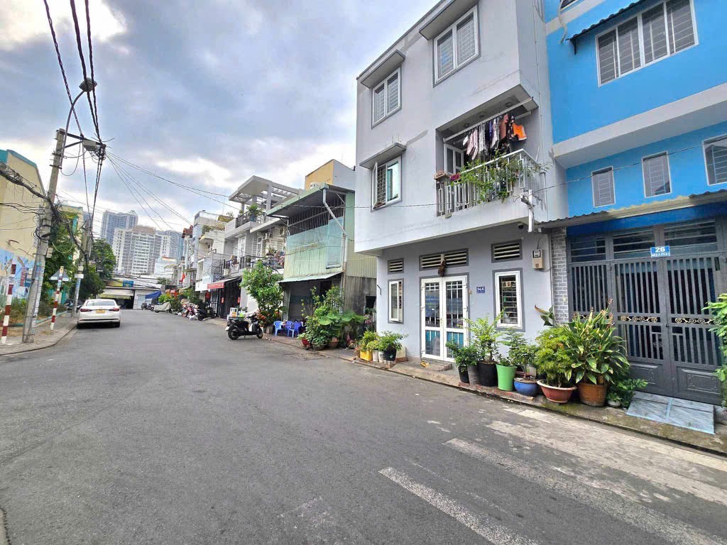 NHÀ ĐẸP GIÁ TỐT - ĐƯỜNG SỐ 15, QUẬN 7- 7 TỶ 3 2