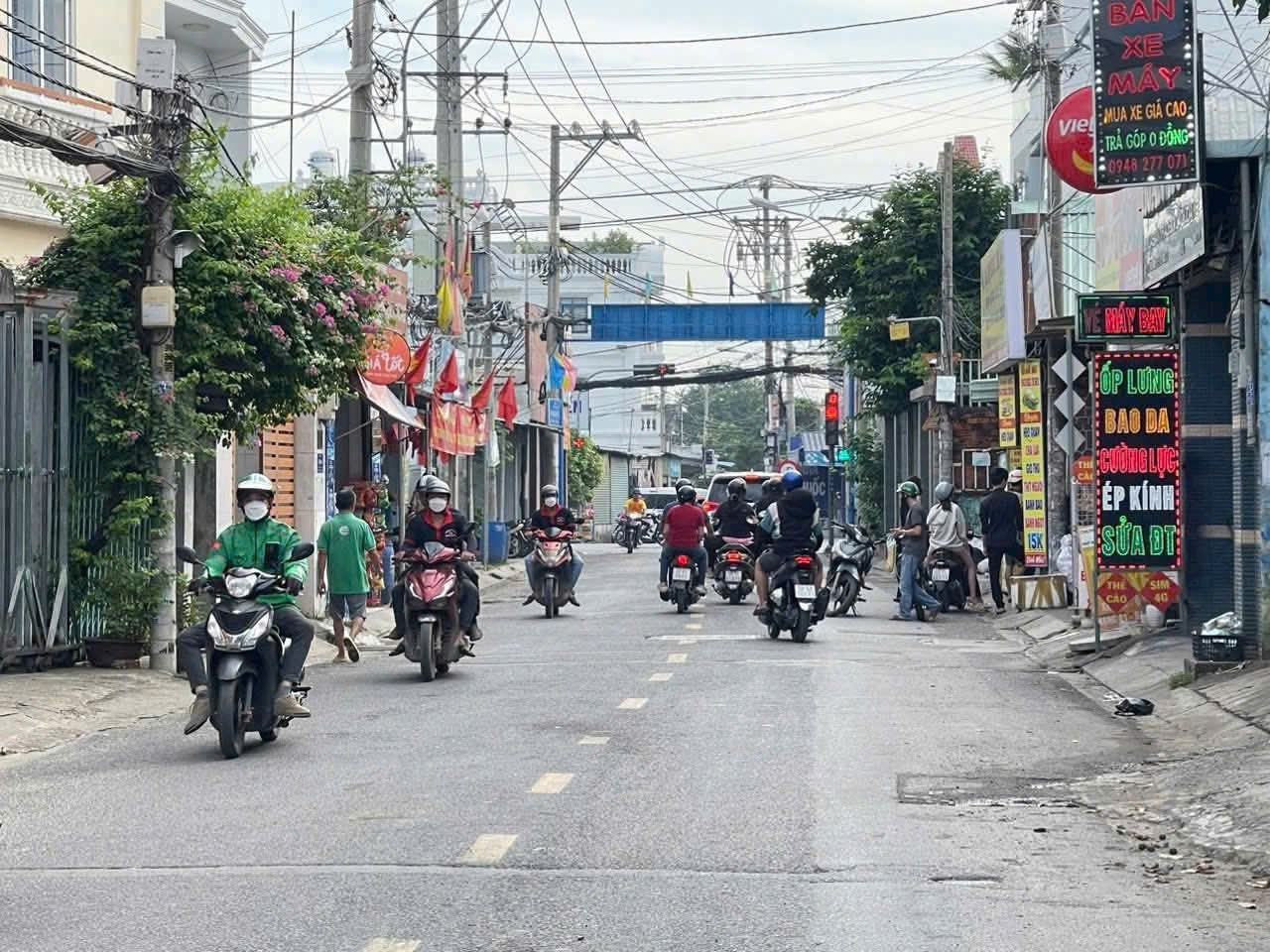 NHÀ (6.5x25) MẶT TIỀN HIỆP THÀNH 07, Q12 – VỊ TRÍ VIP, CÁCH LÊ VĂN KHƯƠNG 150M!