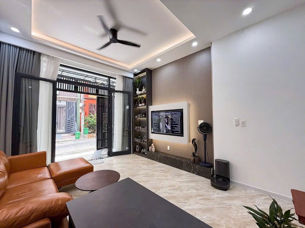Cho thuê Nhà mặt tiền Phường Phú Hữu, Quận 9, Diện tích 54m², Giá 16 Triệu/tháng 8