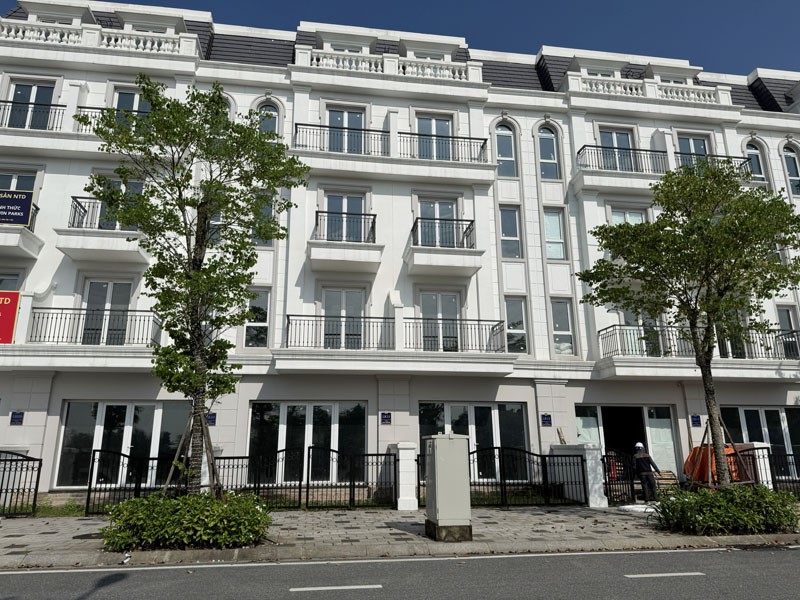 Bán gấp căn liền kề Eurowindow Twin Parks 75m2, mặt tiền 5m, View thoáng đẹp, sổ đỏ sẵn sang tên 3