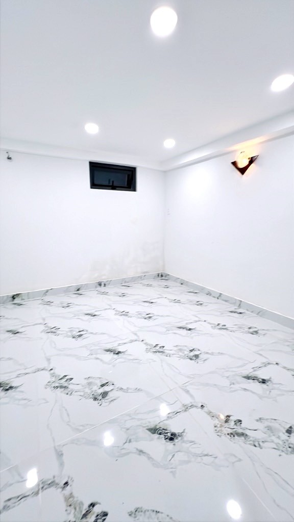 BÁN NHÀ 4 TẦNG- NHÀ MỚI ĐẸP- ĐƯỜNG ĐOÀN VĂN BƠ- THÔNG RA XÓM CHIẾU- NGUYỄN TẤT THÀNH. 5