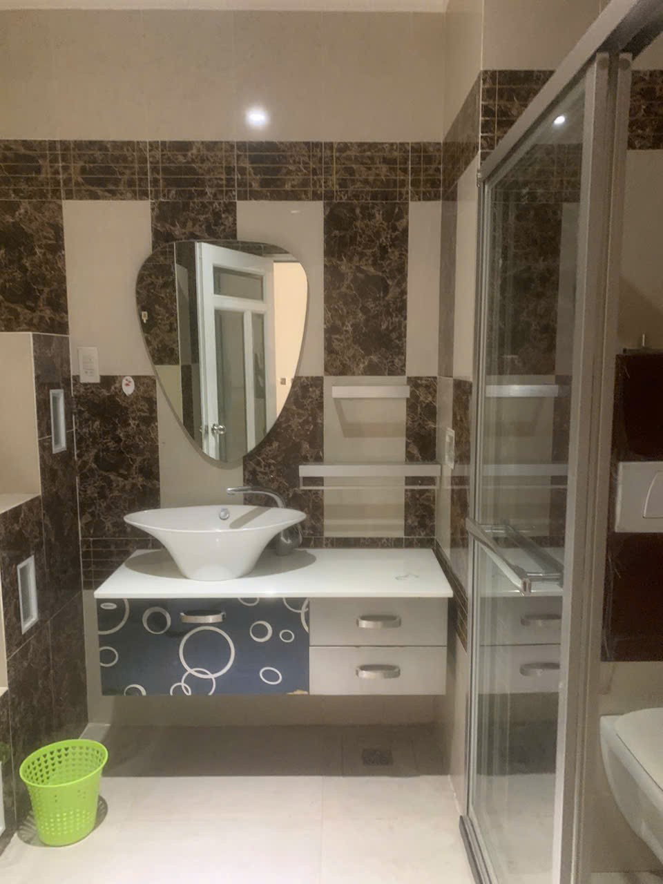 Nhà mặt tiền đường 23,  Bình Phú, quận 6 dt 124m2 3 lầu 6pn 5wc giá 25 tỷ 8