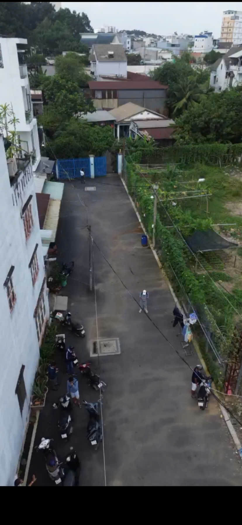 Bán gấp 10 nền đất thổ cư 74m2, đường Đình Phong Phú, Q9, TP HCM. Sổ đỏ, giá 5.75 tỷ. 2