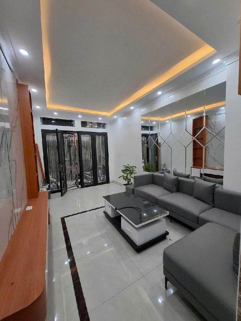 SIÊU PHẨM NGÔ QUYỀN HÀ ĐÔNG_40M PHÂN LÔ ÔTÔ ĐỖ CỬA_ FULL NỘI THẤT_ AN SINH TUYỆT ĐỈNH NHỈNH 10 TỶ