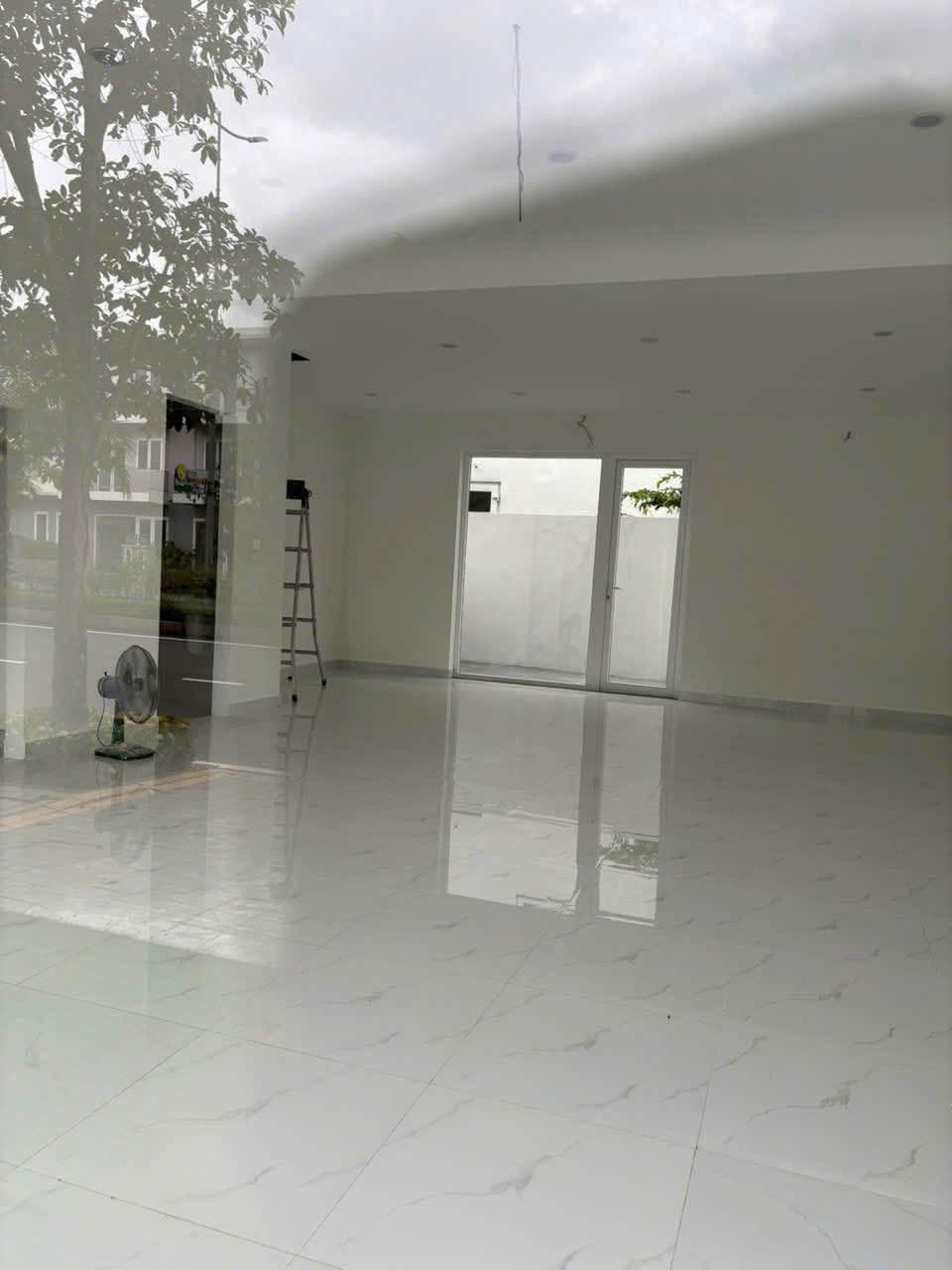 Cần bán Nhà mặt tiền Phường Phú Hữu, Quận 9, Diện tích 105m², Giá Thương lượng 2