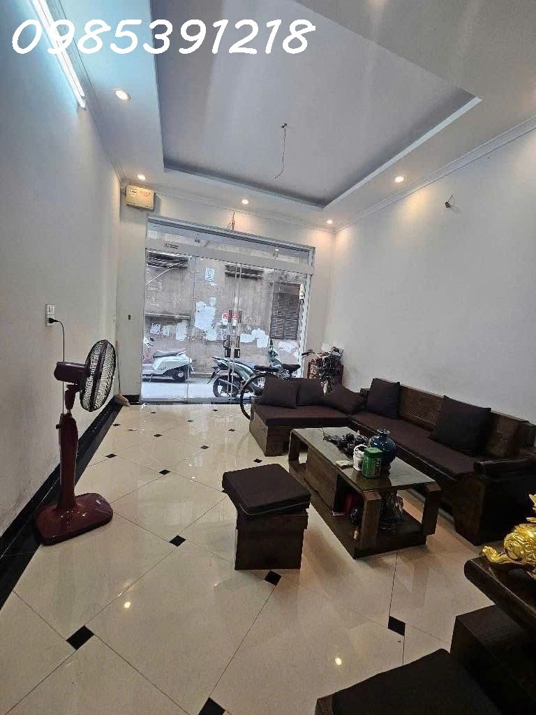 10M RA ĐƯỜNG BỜ SÔNG- TRƯƠNG ĐỊNH- 40M2- 5T- 10.85TỶ NGÕ 3 GÁC TO THÊNH THANG