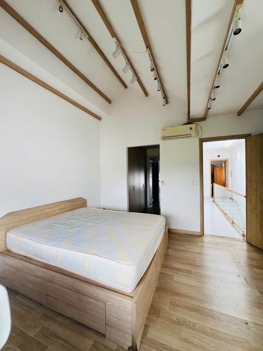 Cần bán Nhà mặt tiền Phường Phú Hữu, Quận 9, Diện tích 100m², Giá 18 Triệu/tháng 6