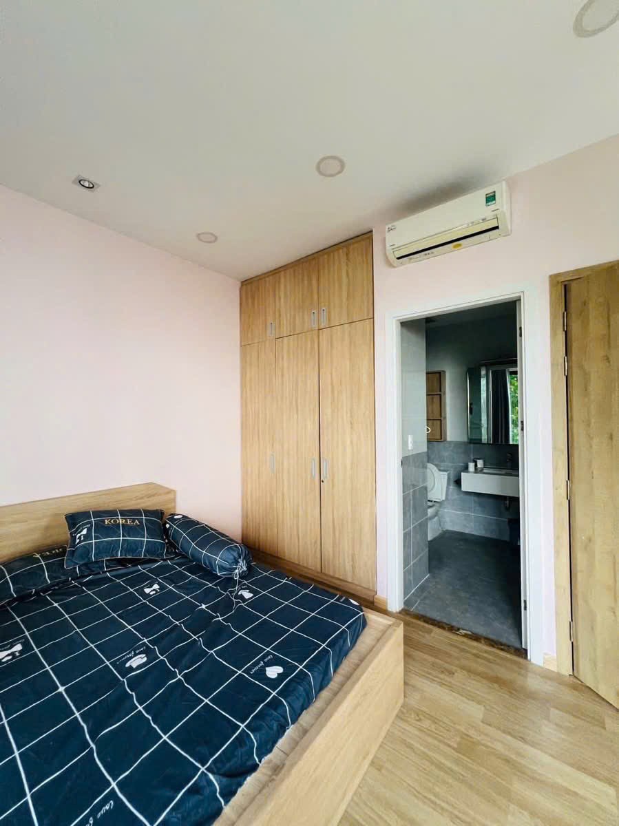 Cần bán Nhà mặt tiền Phường Phú Hữu, Quận 9, Diện tích 100m², Giá 18 Triệu/tháng 7